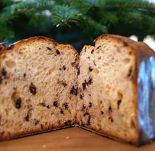 Load image into Gallery viewer, Artisanal Panettone Freshly Baked 500g
